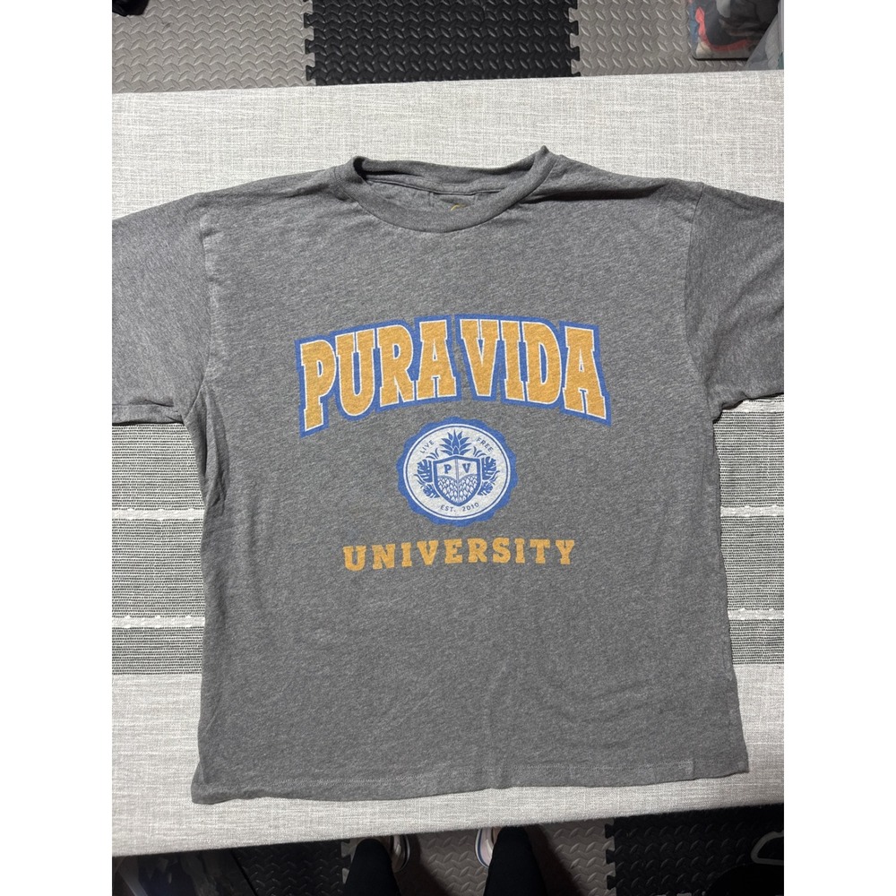 Pura Vida University Graphic T Shirt Gray Short Sleeve Crew Neck Women's M